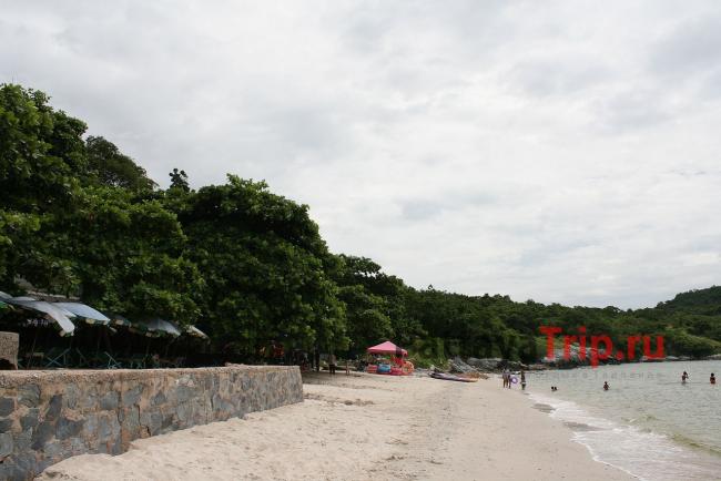 Tham Phang Beach